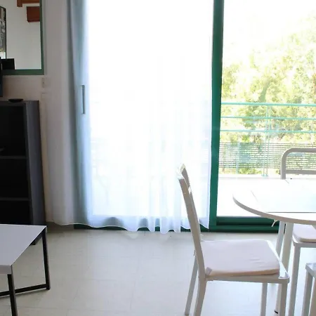 Lägenhet Duplex Lumineux Avec Balcon, Parking Prive, Proche Commerces Et Transports - - Fr-1-246-77 *